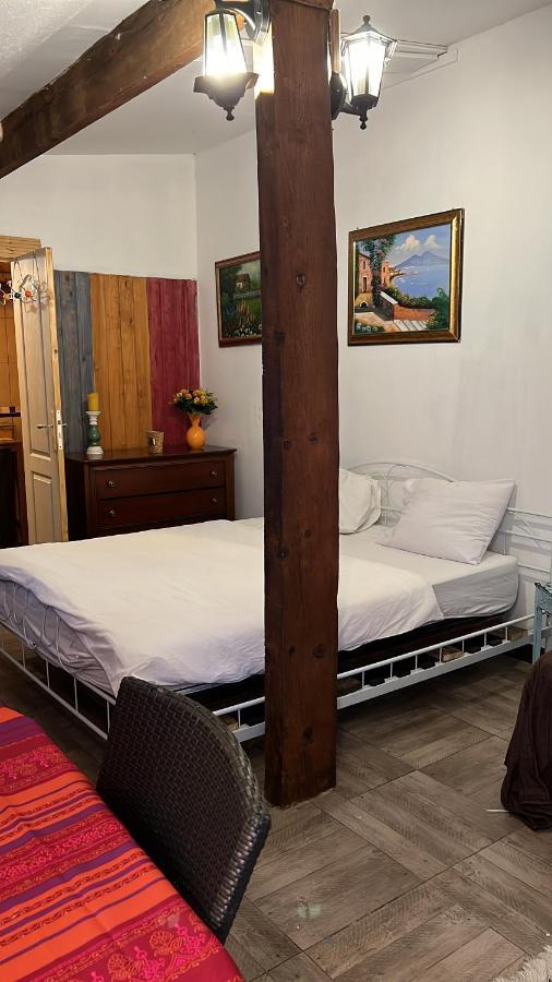 Chambres D'Hotes Sorrento Шамп-сюр-Марн Екстериор снимка